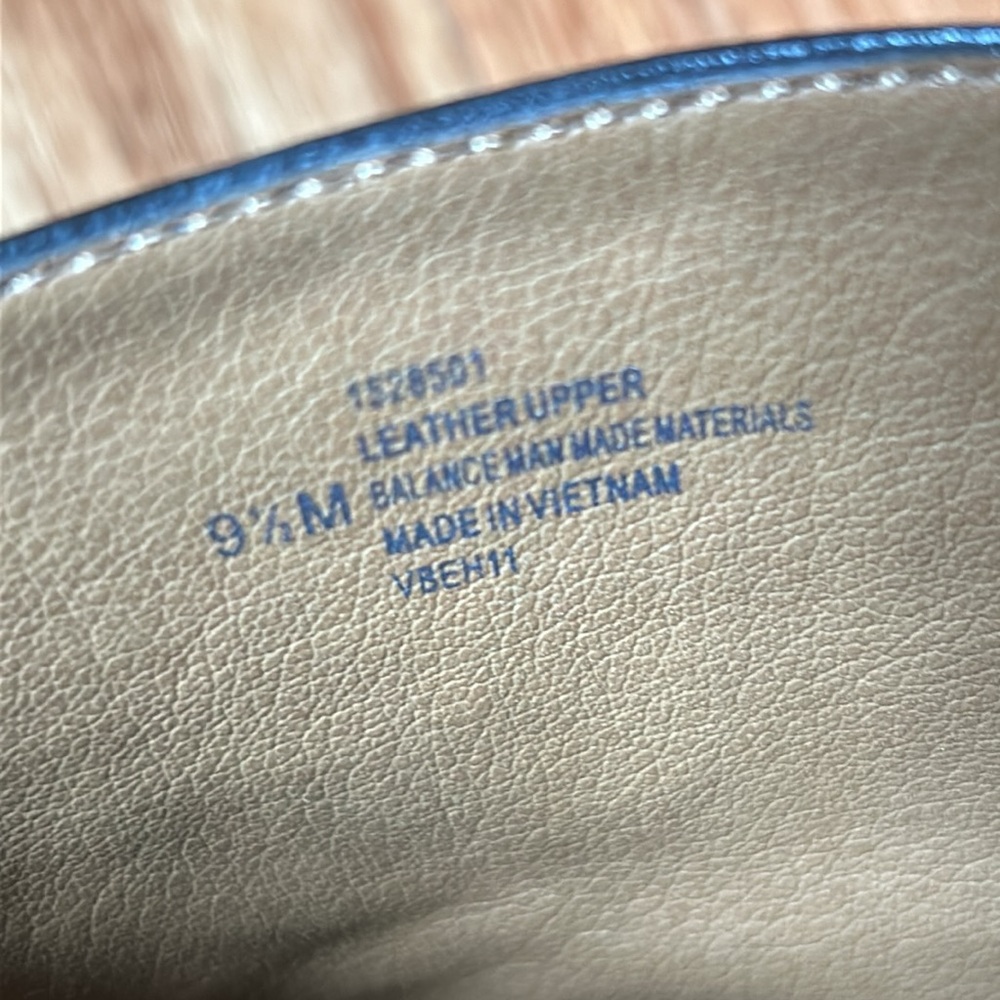 Sofft Clogs Size 9.5 - image 4